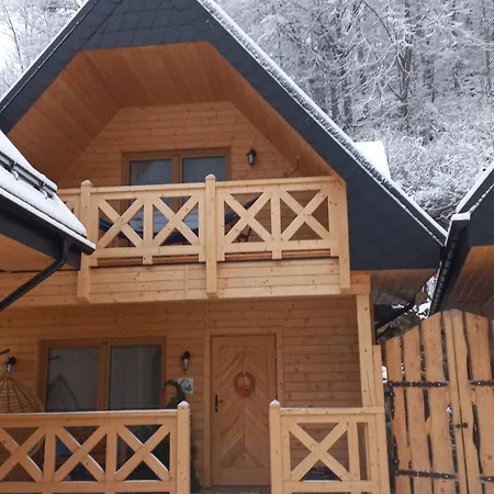 Luna Wilcza Zagroda * Кудова-Здруй