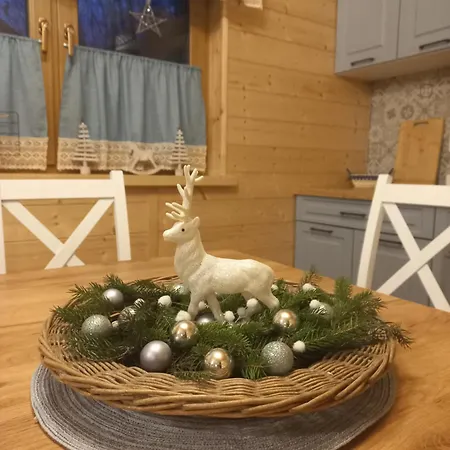 Luna Wilcza Zagroda Кудова-Здруй