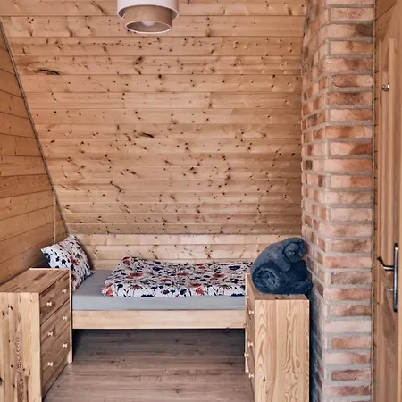 Luna Wilcza Zagroda Chalet