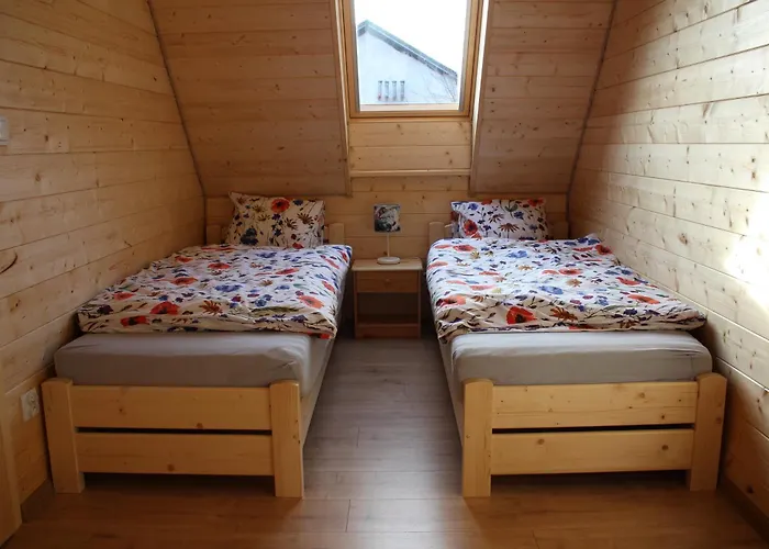 Luna Wilcza Zagroda * Кудова-Здруй