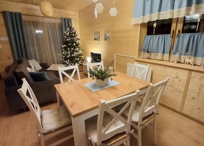 Luna Wilcza Zagroda * Кудова-Здруй